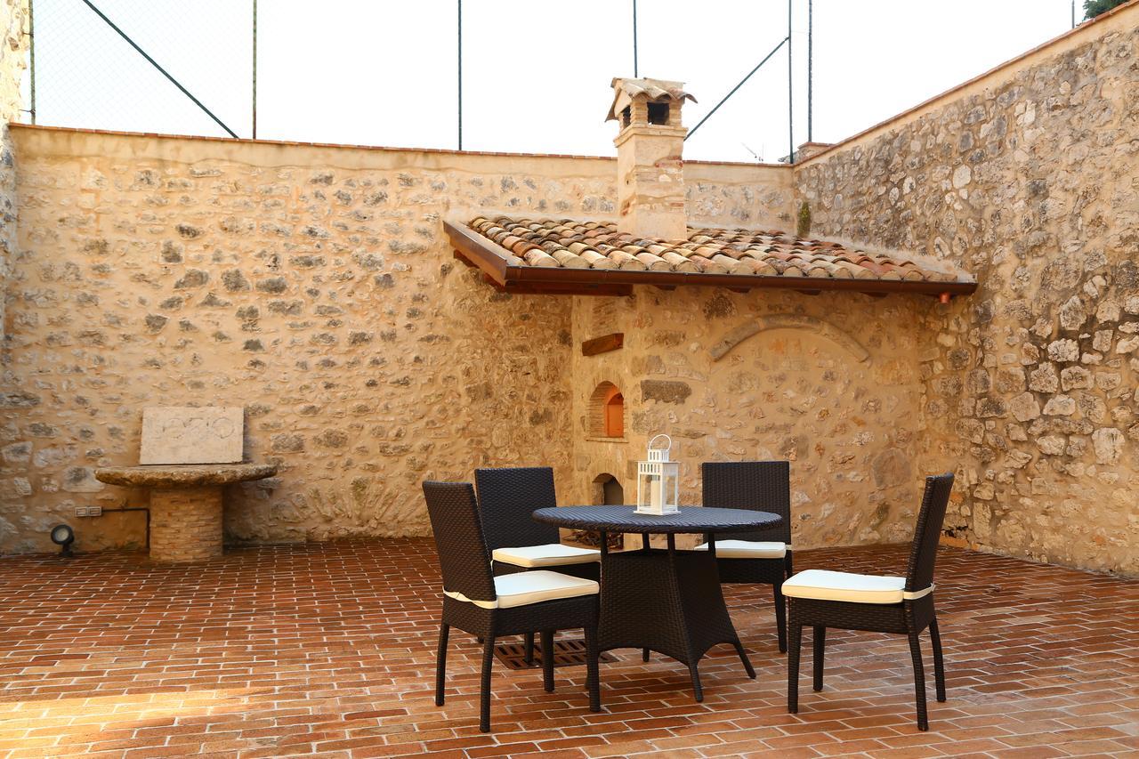 Monastero Di Sant'Erasmo Hotel Veroli Kültér fotó