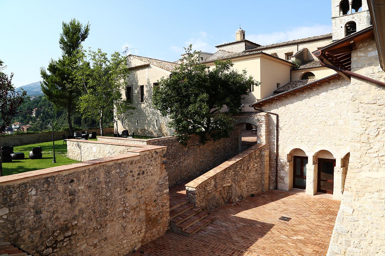 Monastero Di Sant'Erasmo Hotel Veroli Kültér fotó